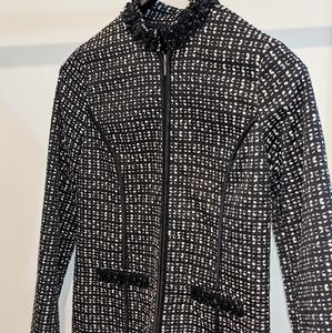 CHICO'S BLACK AND WHITE OUTERWEAR